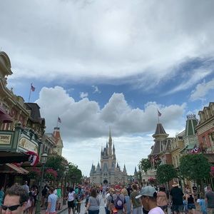 Meet your Posher, Julia